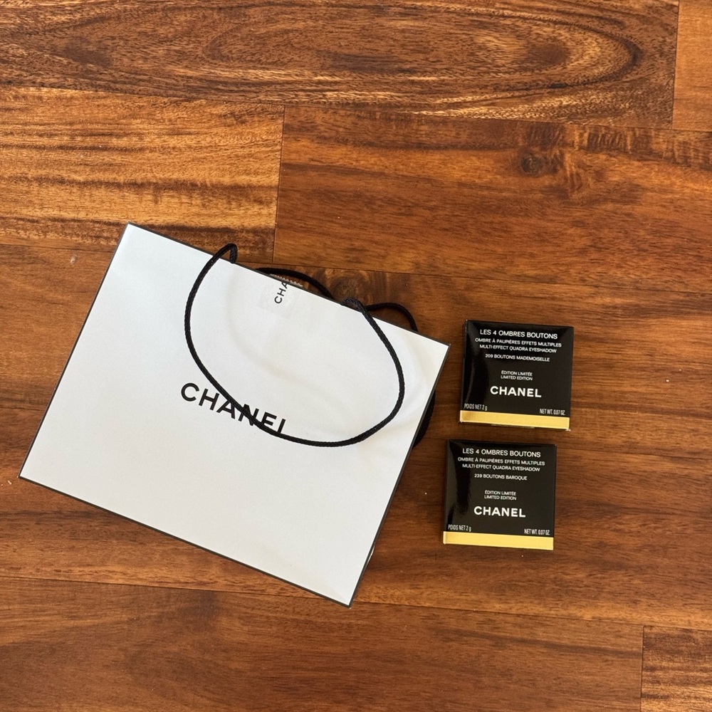 Chanel limited edition LES 4 OMBRES BOUTONS • BOTH BRANDNEW with paper bag